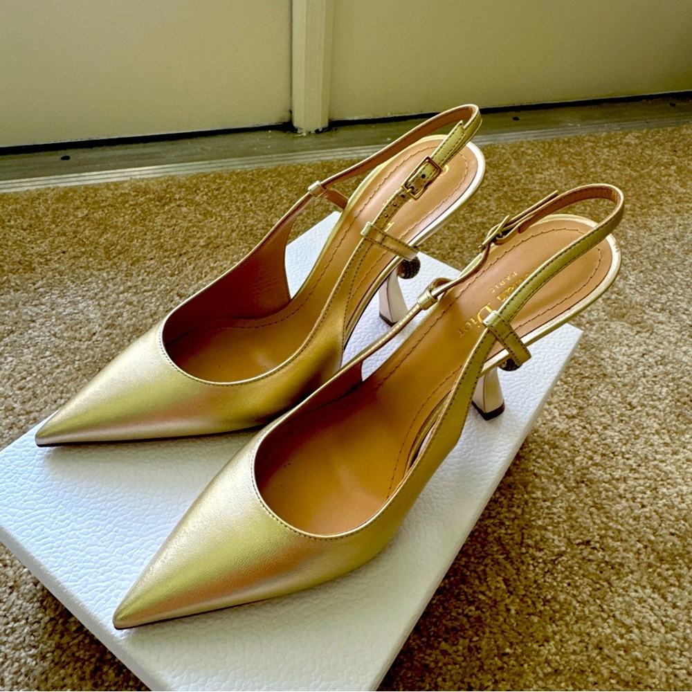New Dior Or Dior Tribales Slingback Pump Gold-Tone Laminated Lambskin Size 39/9